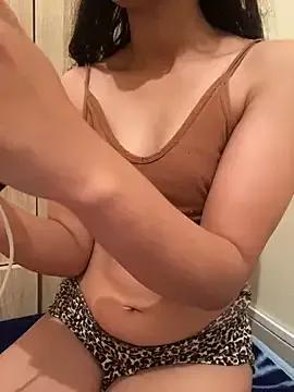 Masturbate to 3ashi9aa, she wants to masturbate for you 3ashi9aa from StripChat