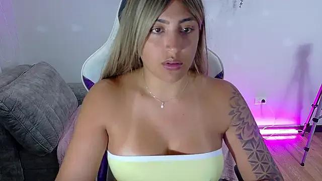 a_belladanger from StripChat