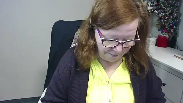 Adelewildx from StripChat