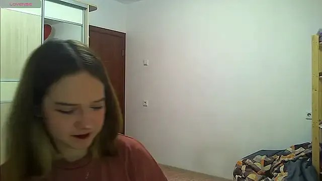 AlissaGerardo — show the color of my bra