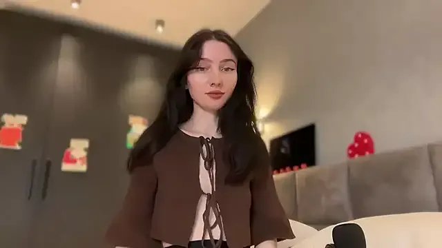 AnaMoonlight on StripChat