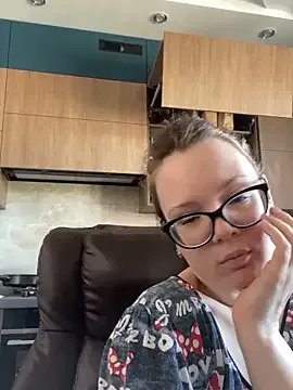 AngelaWhiti from StripChat