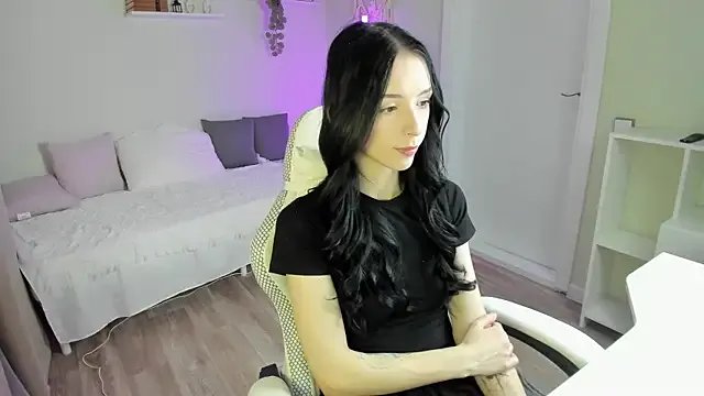 AnnaOddy on StripChat