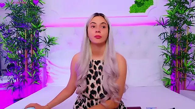 AriannaSins on StripChat
