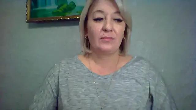 ArielXLoveresss from StripChat