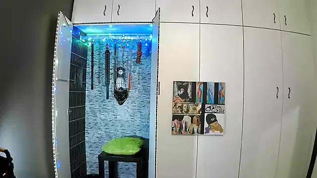 Sexy BaDSubMiss from StripChat BaDSubMiss from StripChat