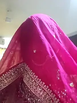 Offline Blossam_07 on StripChat