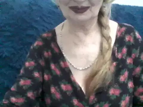 Offline CarlyTreat on StripChat