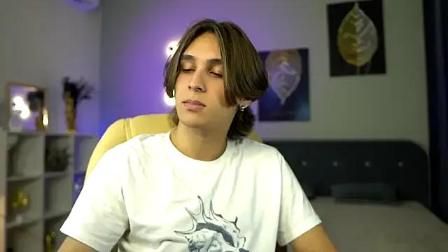 CleoStringer from StripChat