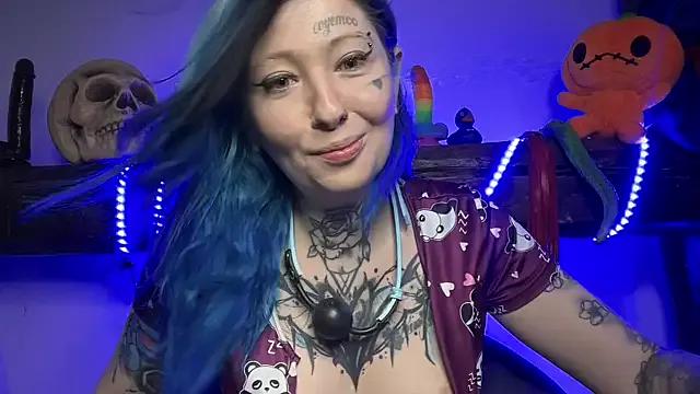 coyemoo from StripChat