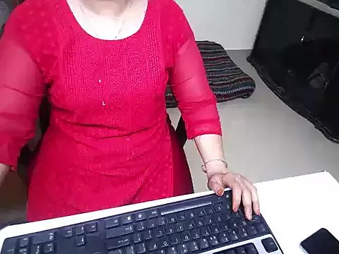 Cute_Aarushii on StripChat