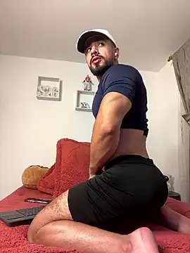 Ezzio_Scolaro from StripChat