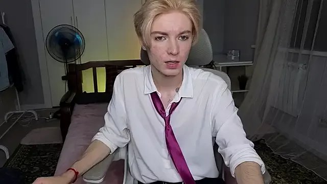 fiachand on StripChat