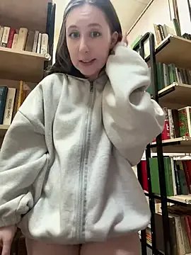 FroggyAnna from StripChat