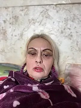 Gardener_of_Illusions on StripChat