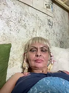 Gardener_of_Illusions on StripChat