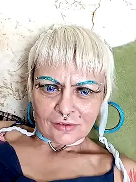 Gardener_of_Illusions on StripChat