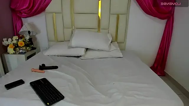 Greycy_Williams from StripChat