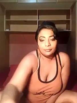 indianstormxo_ on StripChat