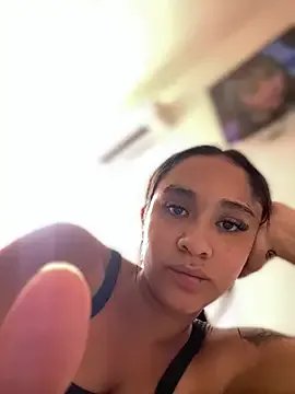 Isabella-Teen — Rub dildo on clitoris