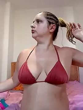 Masturbate to sweet camwhore JessicaItalia JessicaItalia from StripChat
