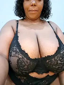 Sweet Juicygoddess2 wants you to fuck her body now juicygoddess2 from StripChat