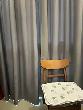 JuNi-Li from StripChat