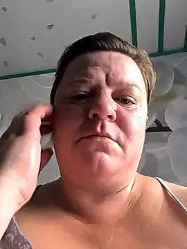 jusichka on StripChat