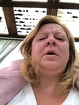 jusichka on StripChat