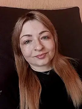 Kate2891 on StripChat