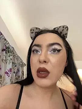 Offline KeiraDark on StripChat