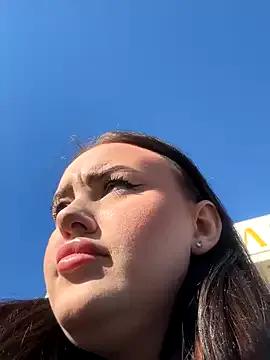 Sexy KiraSunshine wants you to fuck their body now KiraSunshine from StripChat