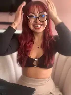 Laila_Pink from StripChat