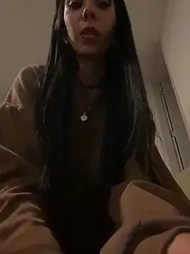 Try cute camwhore Laugreen_ Laugreen_ from StripChat