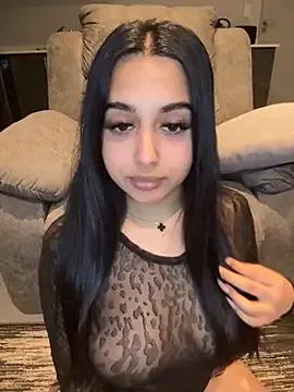 Masturbate to LilMisIndianx, she wants to masturbate for you LilMisIndianx from StripChat