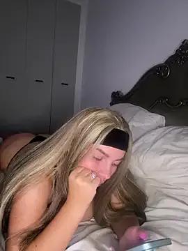 little_lola_x from StripChat