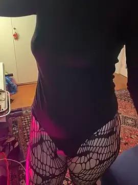 Discover sexy slut Littlewitchxoxo littlewitchxoxo from StripChat