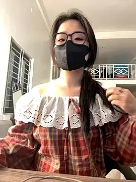 Livender_2x from StripChat