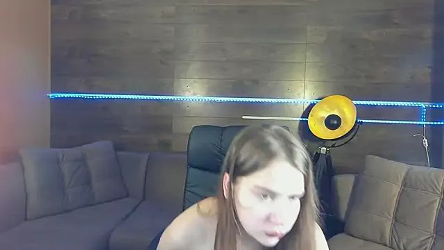 LiviaShy on StripChat