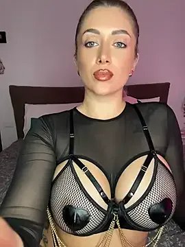 Malasantababy from StripChat
