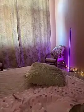 Mary_Kiitty on StripChat