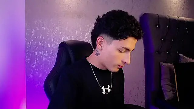 MateoMitchell from StripChat