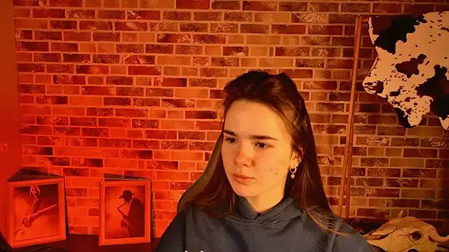 May_Bloom on StripChat