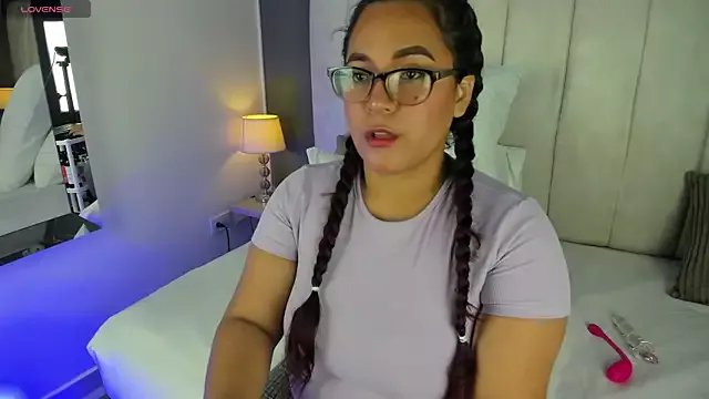 Offline MelissaKarterrs on StripChat