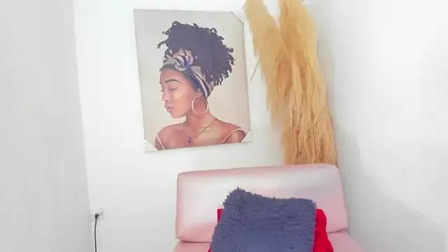 mia_foxts from StripChat