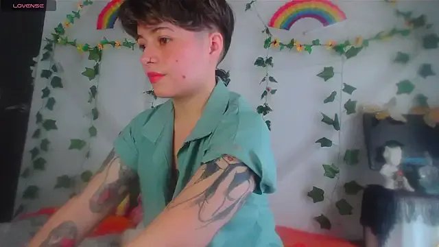 Mitsuha_gate from StripChat