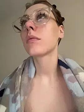 Molli_Luv from StripChat