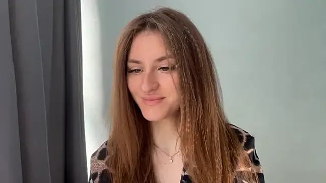 Moonstarisrares on StripChat