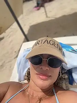 NahomiRoss — blowjob and show of tertas