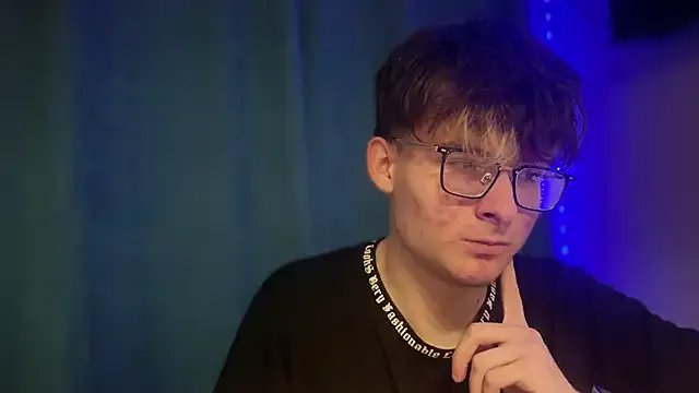 niksikor from StripChat